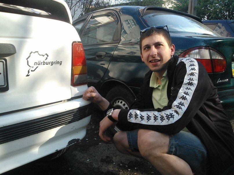 Наклейка 3