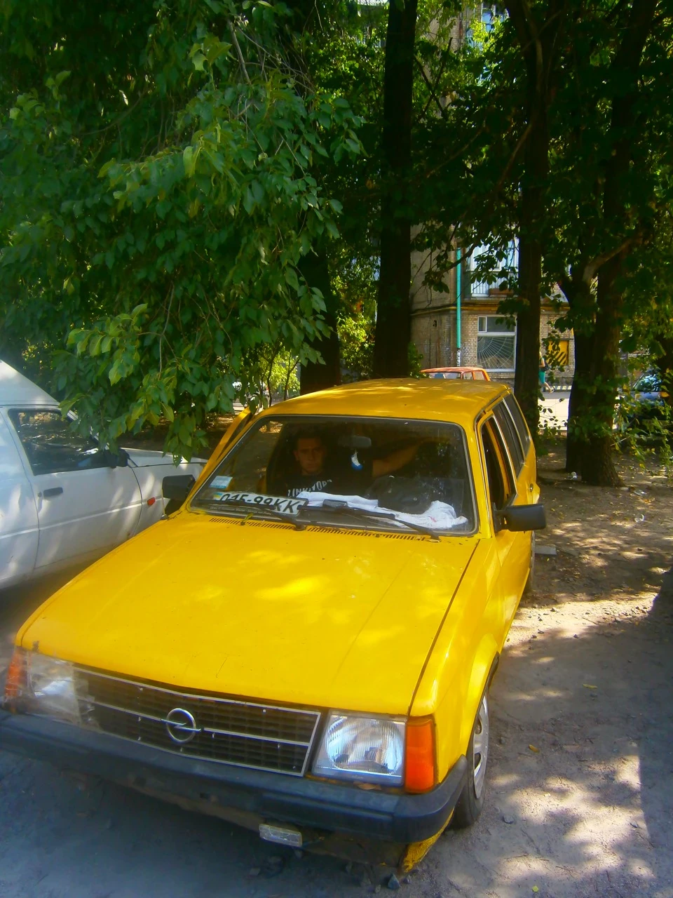 Ну що хлопчаки та дівчата, сьогодні ми ставитимемо БСЗ (ВАЗ 2109) на Opel Kadett D