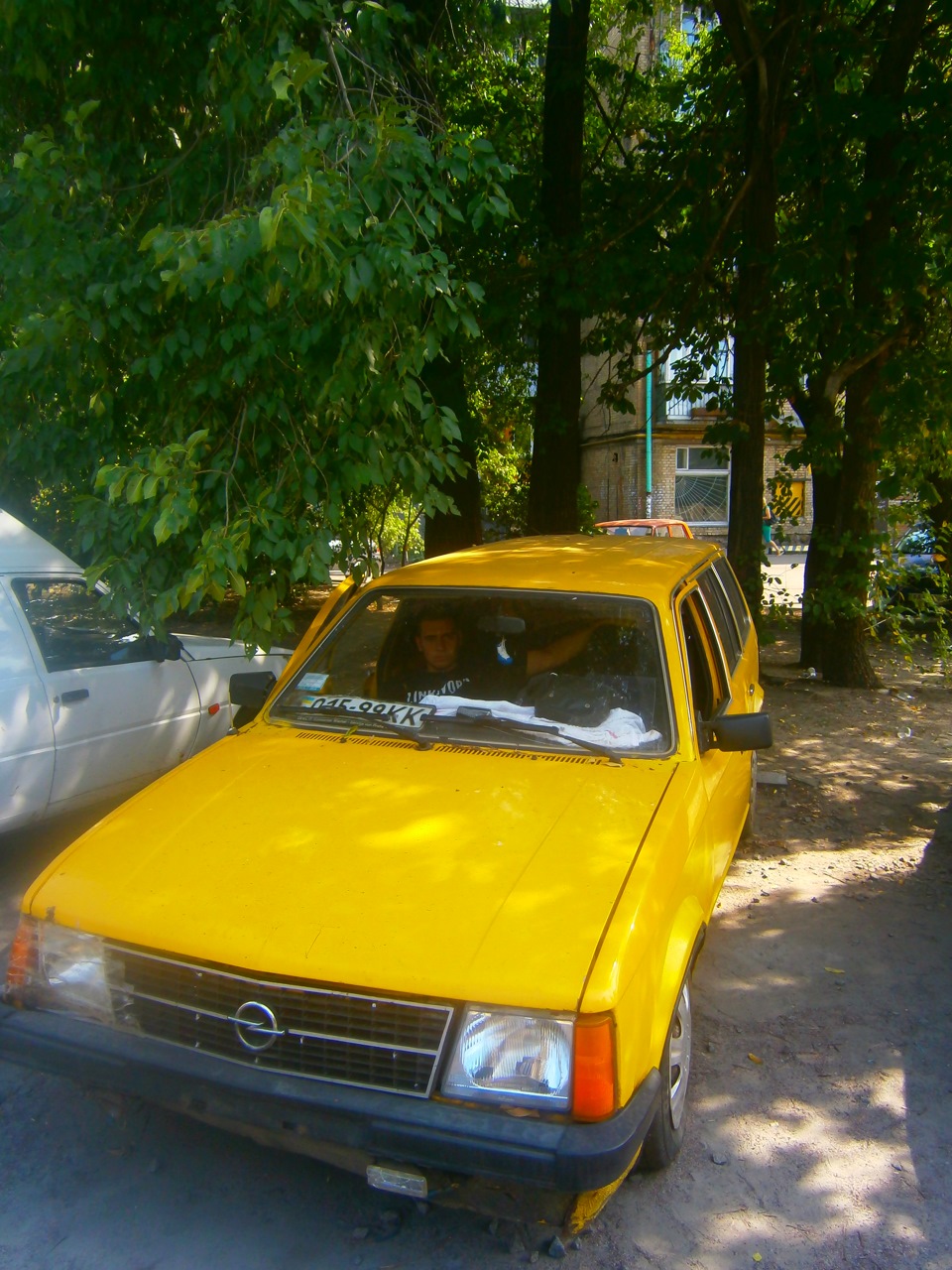 Ну що хлопчаки та дівчата, сьогодні ми ставитимемо БСЗ (ВАЗ 2109) на Opel Kadett D 1