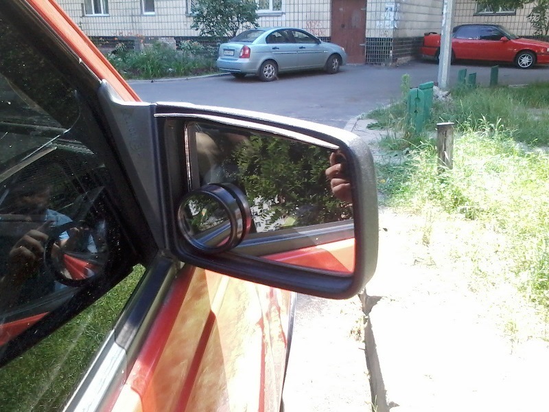 Капот, дзеркала сліпої зони, лампа заднього ходу 3