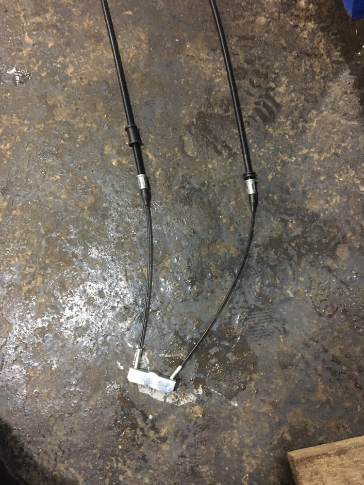 Трос ручника здт gsi, шкіряне кермо gsi 16v, блок есп кабріо, губа rigger 3