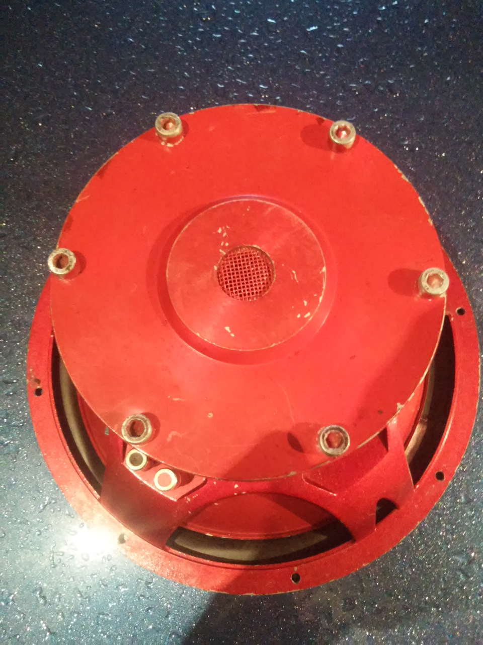 купив саб MEGA KIKS RED DEVIL 500w 4