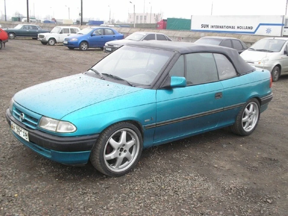 моя Opel Astra Bertone cabrio