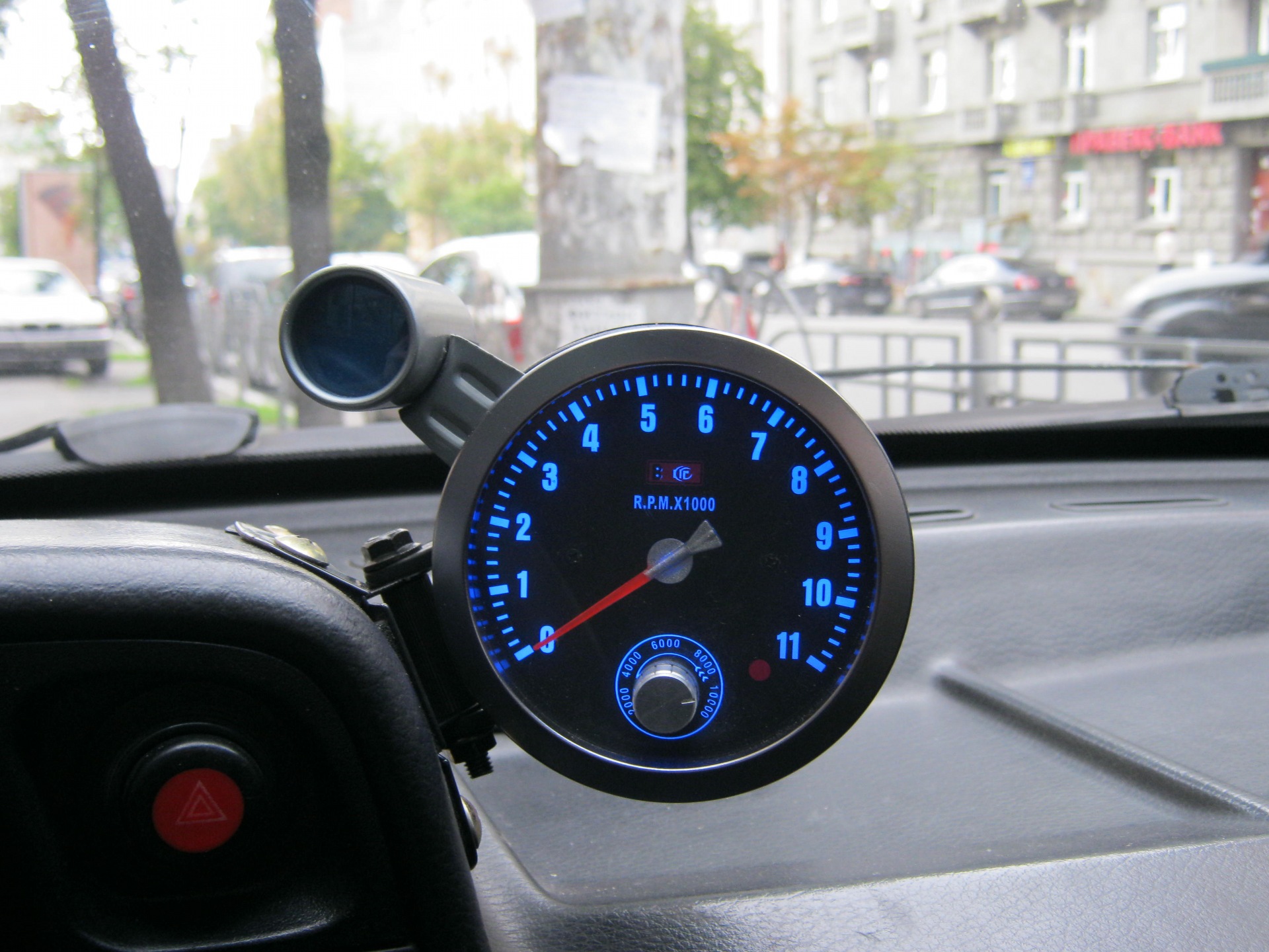 V6 Встановлено 2