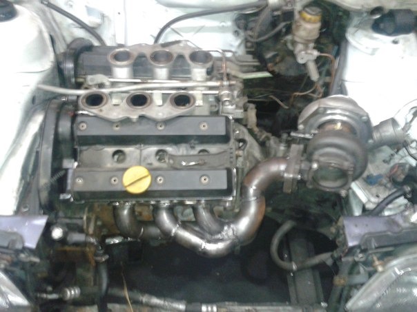 складання моторчика 3.0 turbo 1