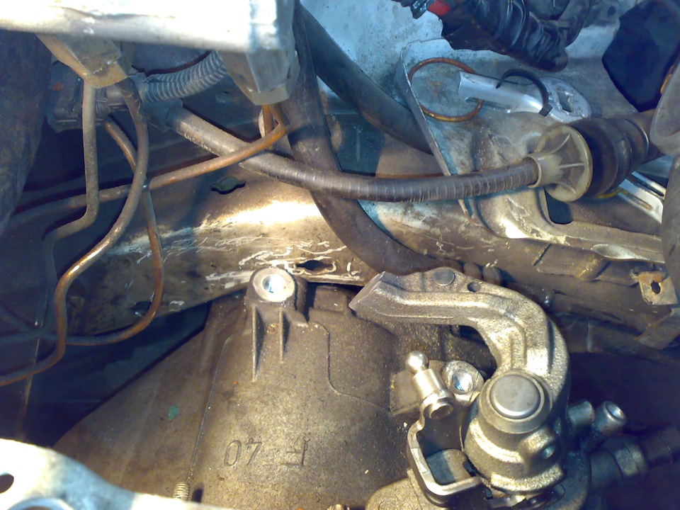впхнув двигун з КПП F40 1