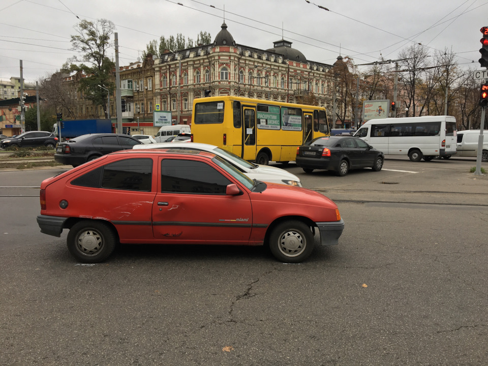Бережись водія маршрутки ... (о 2