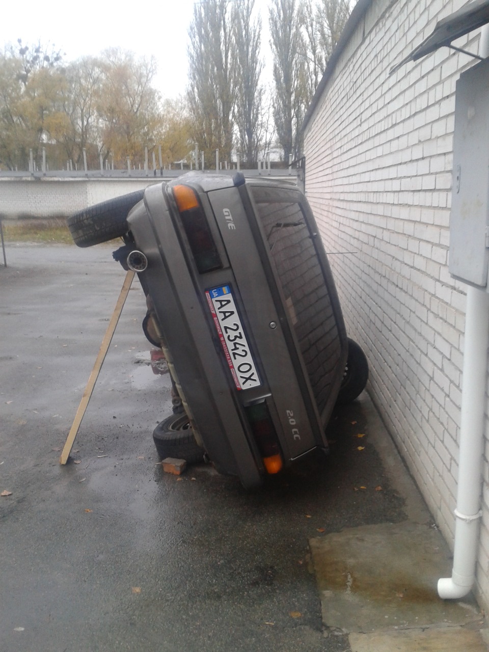 Лонжерони та днище. 5