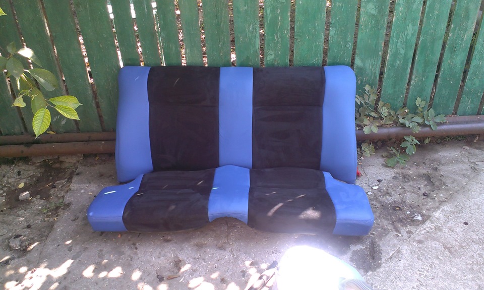 Продам сидухи та дверні карти Recaro opel manta B 4