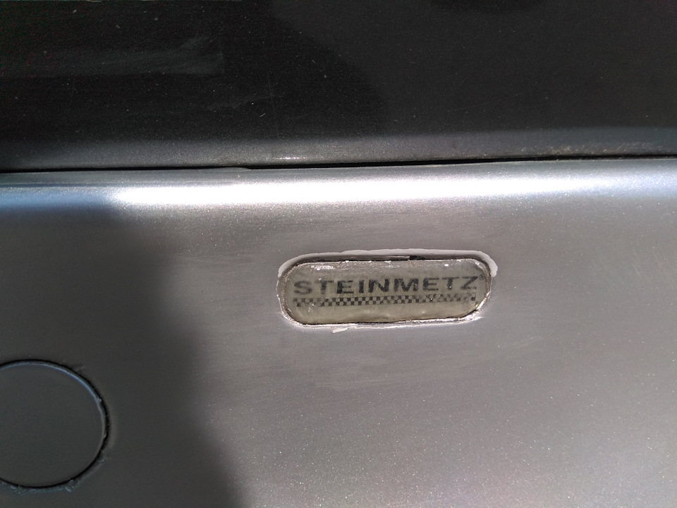 Накладка заднього бампера STEINMETZ 2