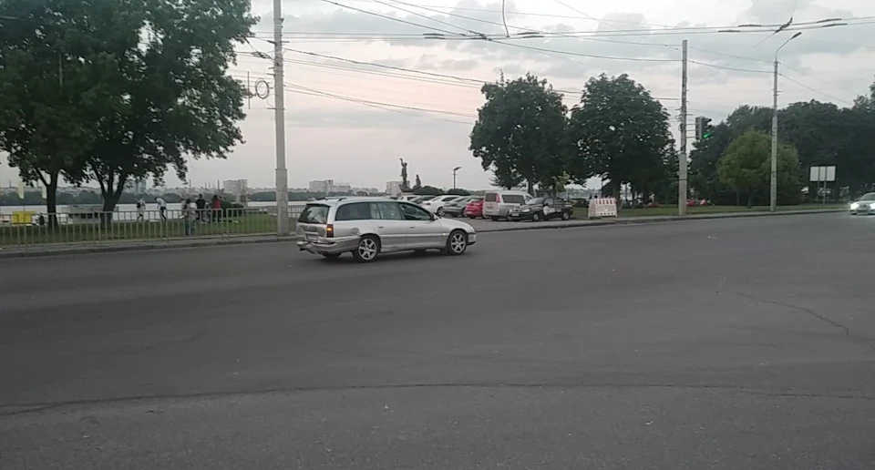 Блискавку наздогнали