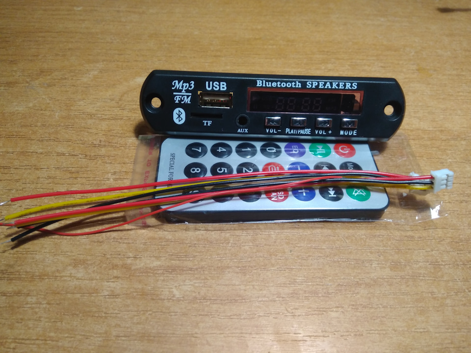 USB, AUX, Bluetooth у штатну магнітолу 3