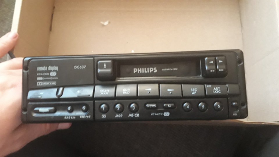 AUX в штатний Philips DC637 1