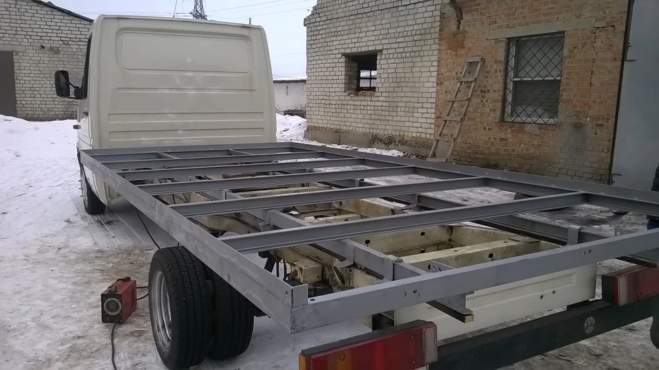 Сварганелі кузов під худобу
