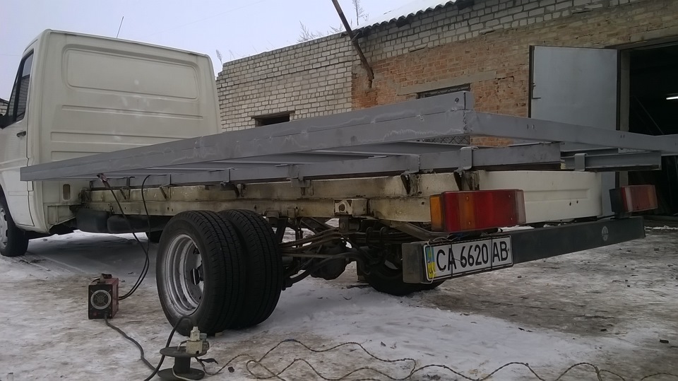 Сварганелі кузов під худобу 2