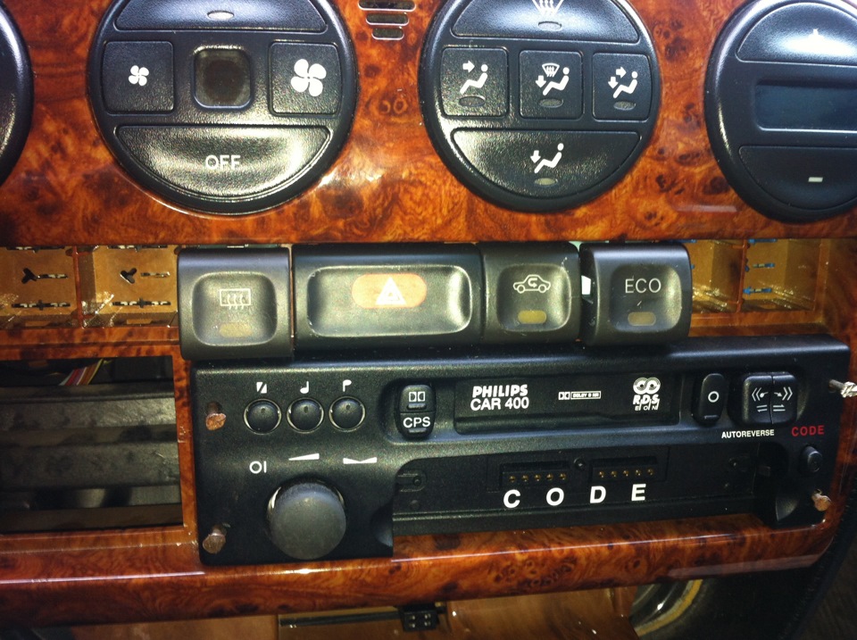 ЯК ПІДКЛЮЧИТИ USB вхід ДО ШТАТНОЇ МАГНІЛІ CAR 400? 1