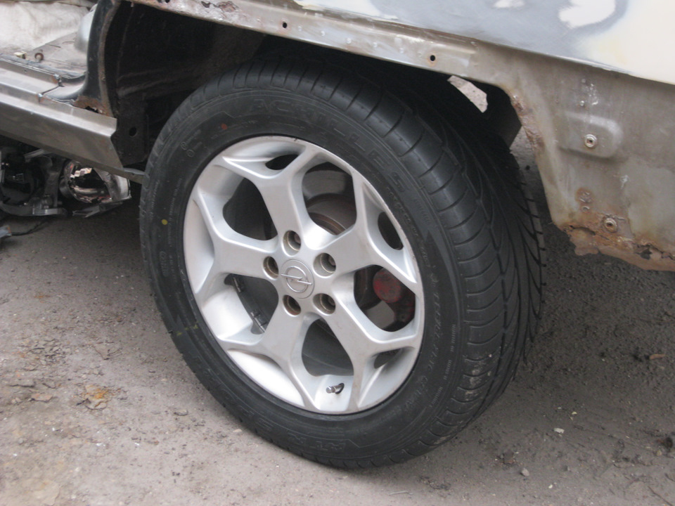 Прикладка дисків 16 на Opel Omega A 3
