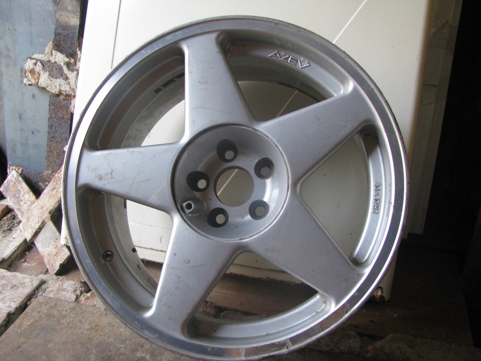 AZEV 17 8j 5