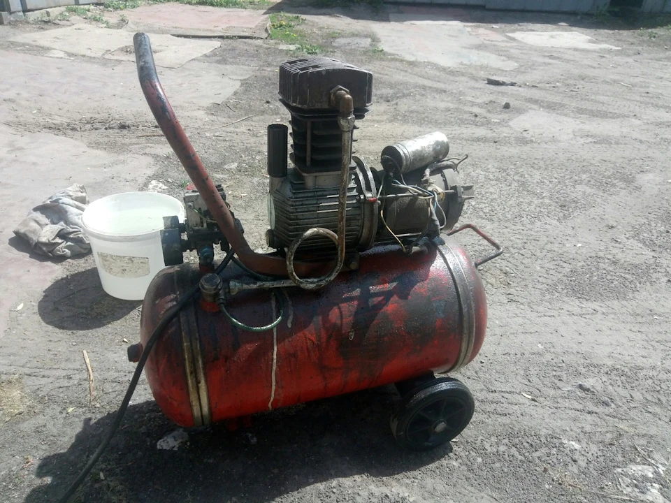 Прикупив у гараж компресор
