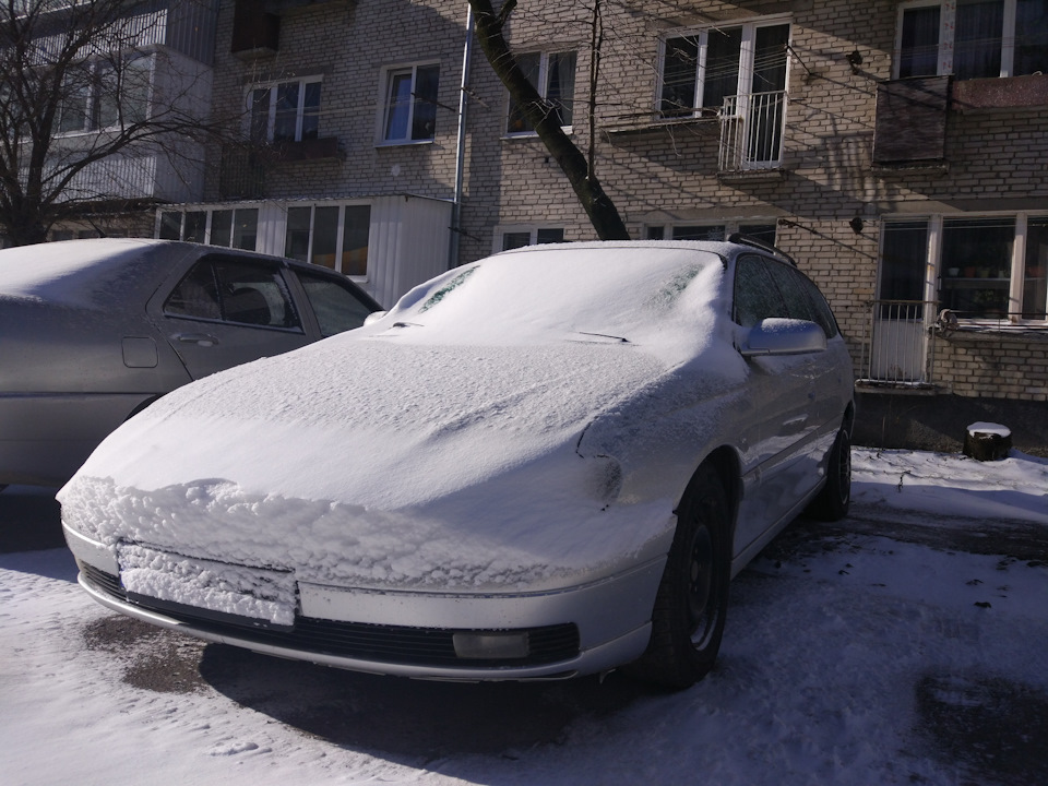 Omega Aston Martin чи щось таке))) 1