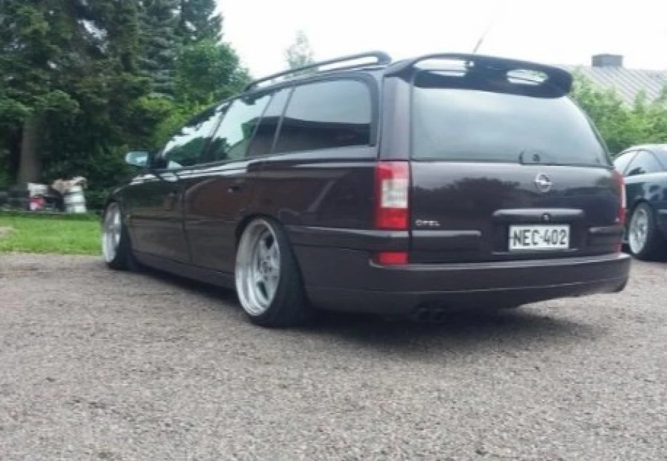 Спойлер караван Stylla, чи Irmscher.