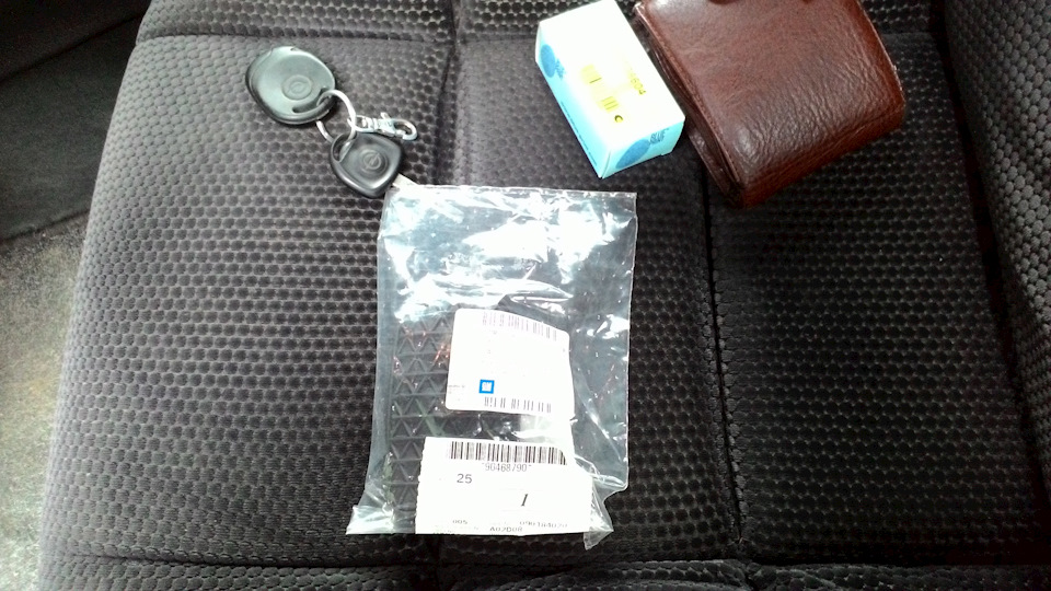 Педаль гальма, накладка GM. 1