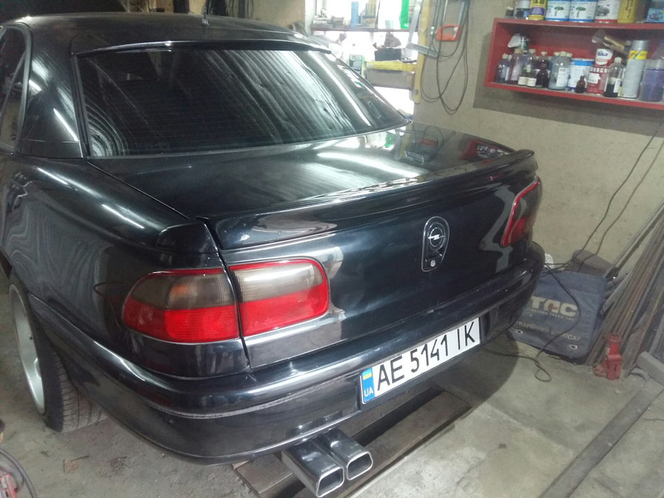 №4 губний спойлер STEINMETZ 5