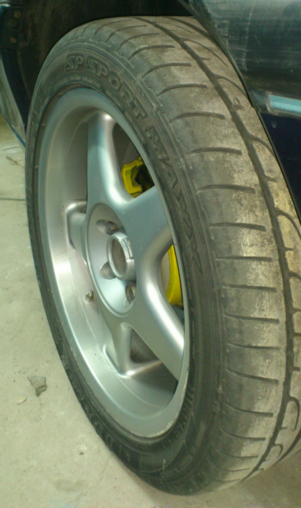 BORBET R17 8J 5\110 ET35 C гумою 4
