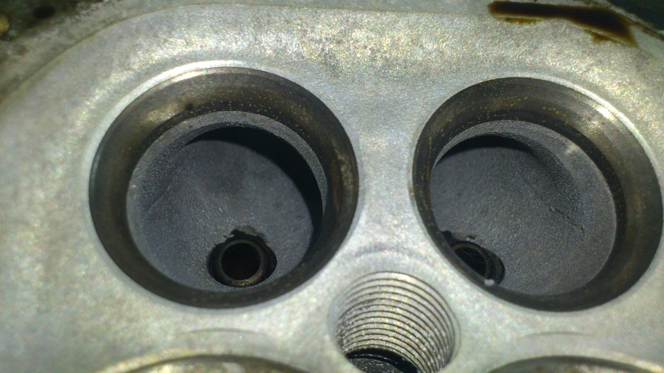 Продаю дві ГБЦ у зборі та БЛОК ЦИЛІНДРІВ X30XE V6 4