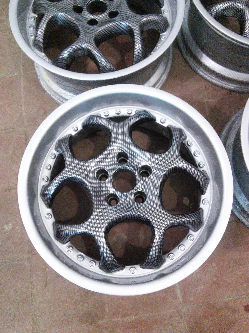 Продам диски 5*110 AEZ R18 1