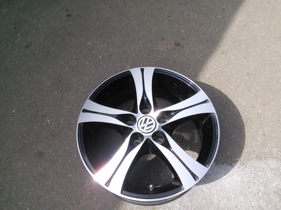 Продам диски 5*120 R16 Volkswagen Caravelle AUTEC Germany 2