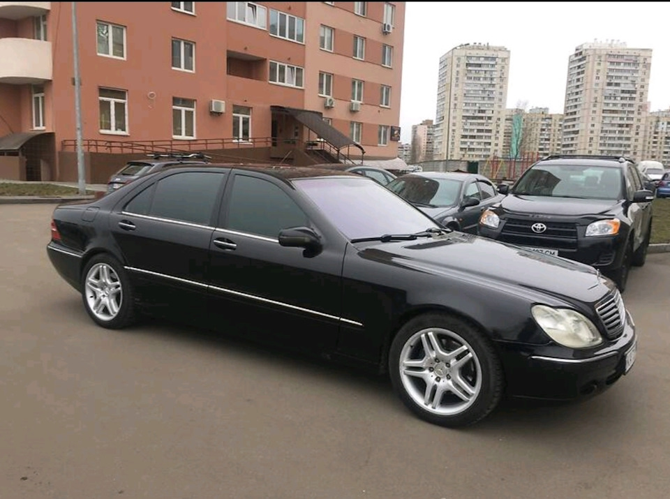 З'явилася ще одна легенда у сім'ї 3