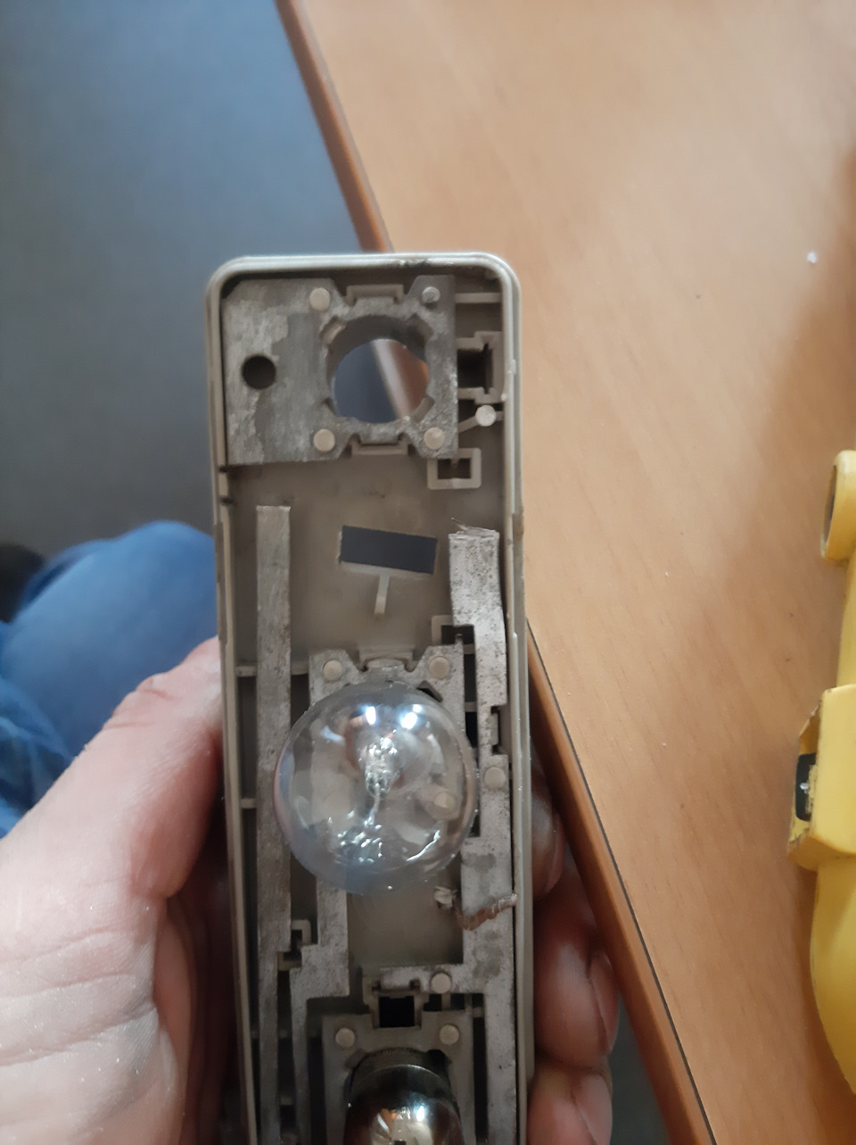 Останній етап у досягненні видимості в нічний час доби (заднє світло) 5