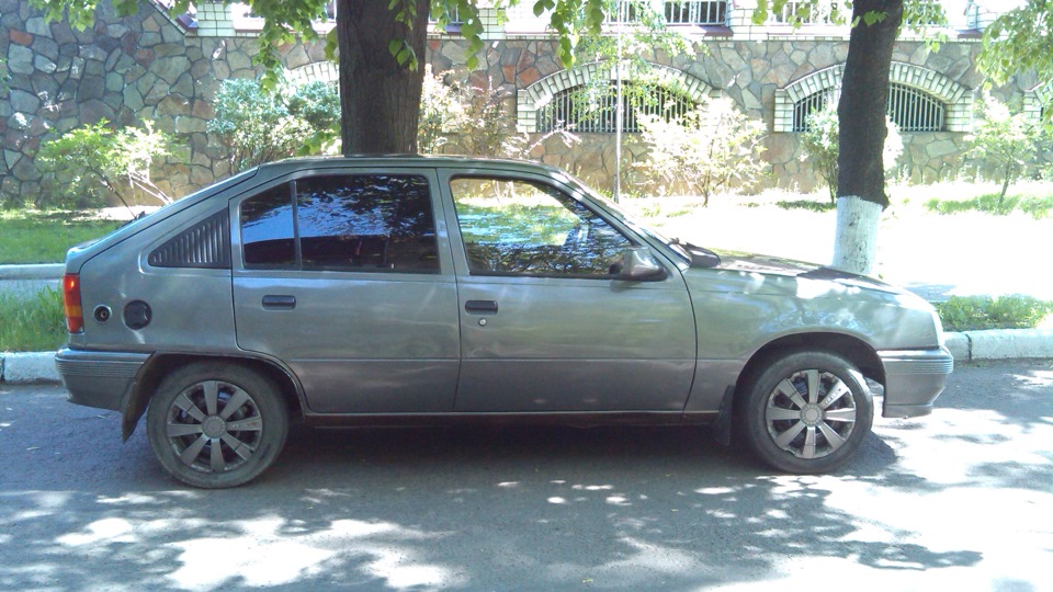 Продам кадетика 4