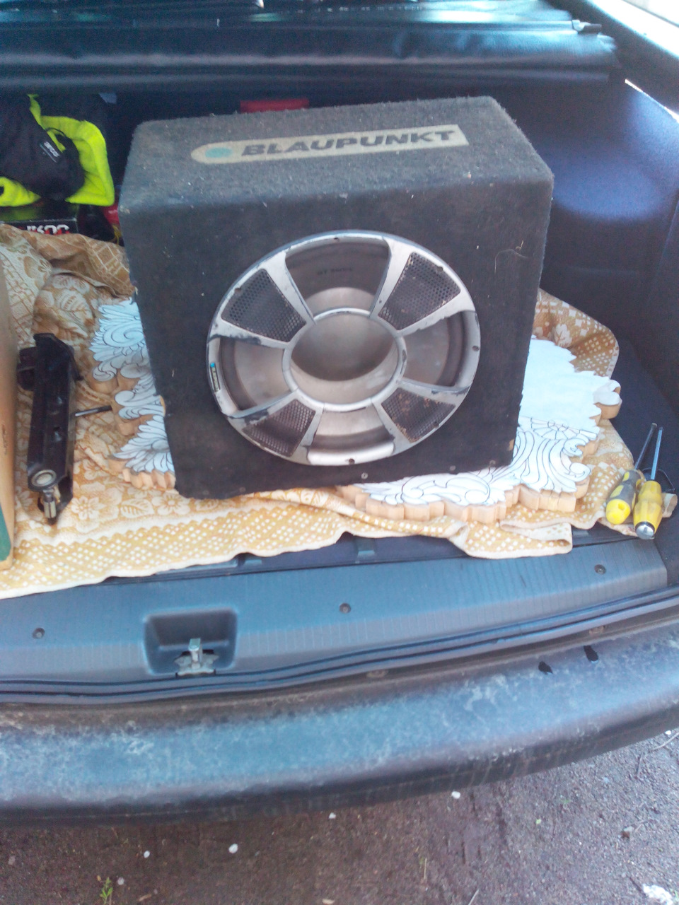 Прикупив САБ Blaupunkt 1