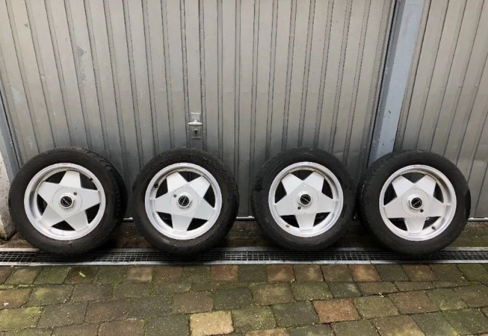 Old School Borbet A