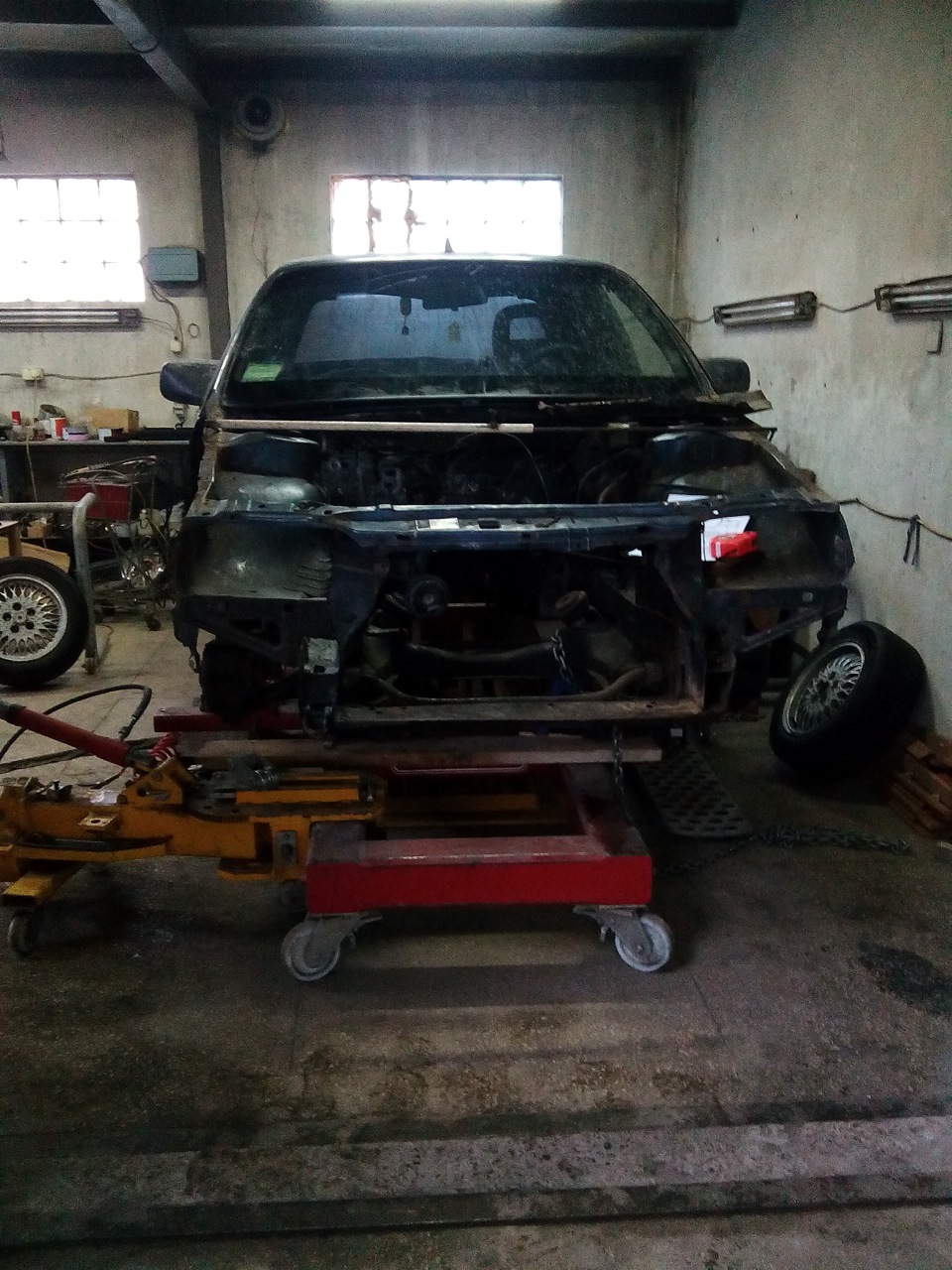 повернувся зі стапеля 1