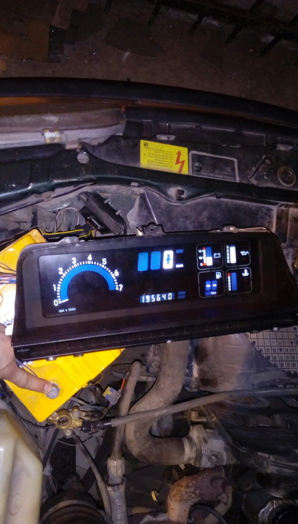 it's alive! it's alive! Або LCD подала ознаки життя 2