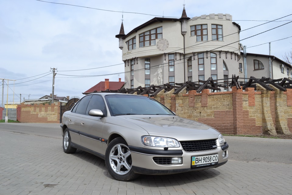 Заводський ксенон 1