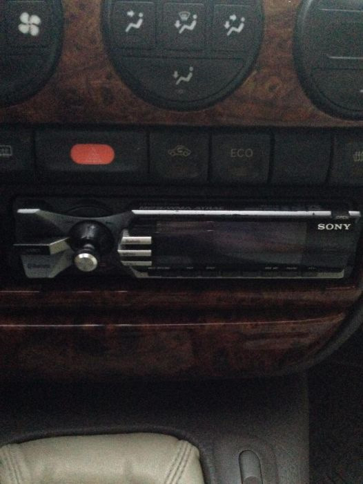 Автомагнітола Sony MEX-BT5100 1