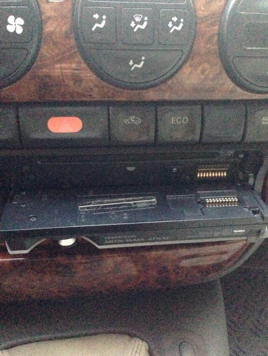 Автомагнітола Sony MEX-BT5100 2