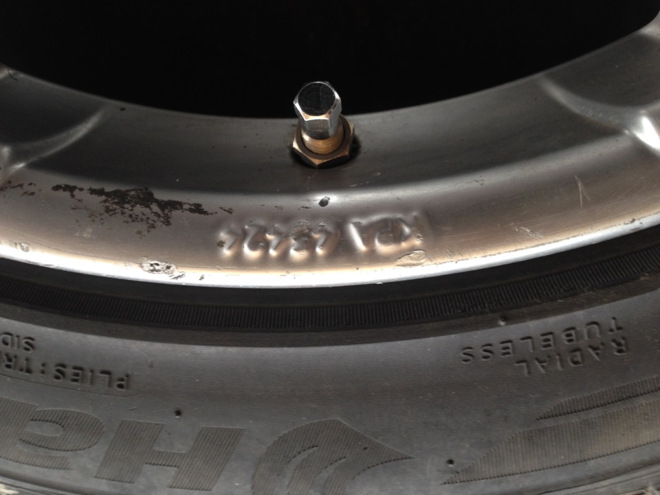 Продам диски R18 5x110 ET35 + 2 шини Dunlop 225/45 2