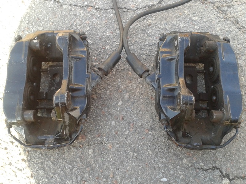 Передні супорти BMW E38 BREMBO 2
