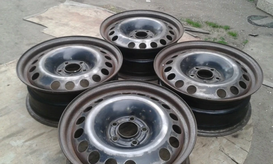 Зимовий варіант дисків R16 6.5J ET41 GM