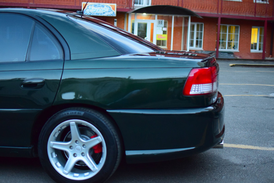 Задниця від Cadillac Catera + бампер Irmscher 5