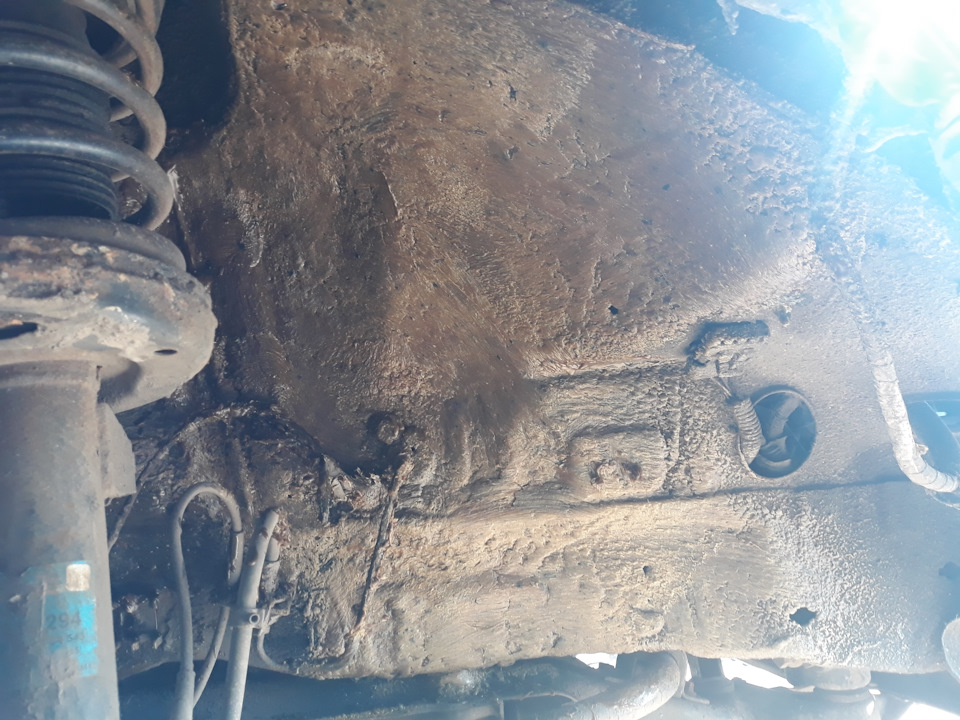 Промазавши арочки та дніще. 3