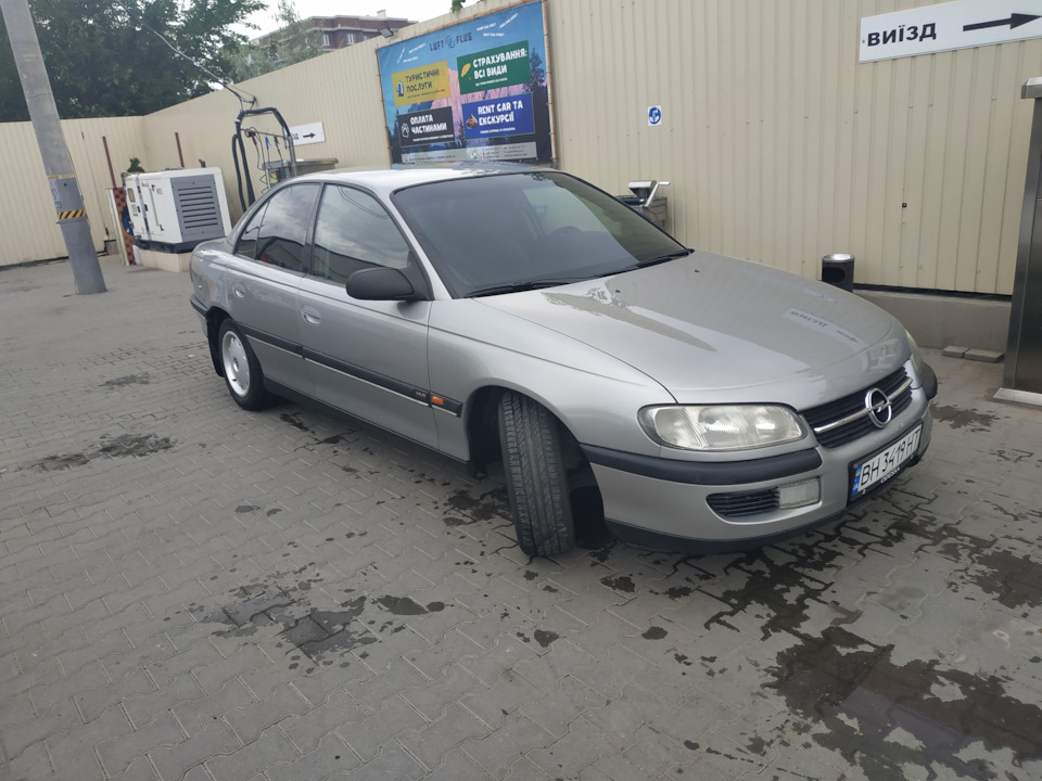 Омега продана з 1 перегляду... 2