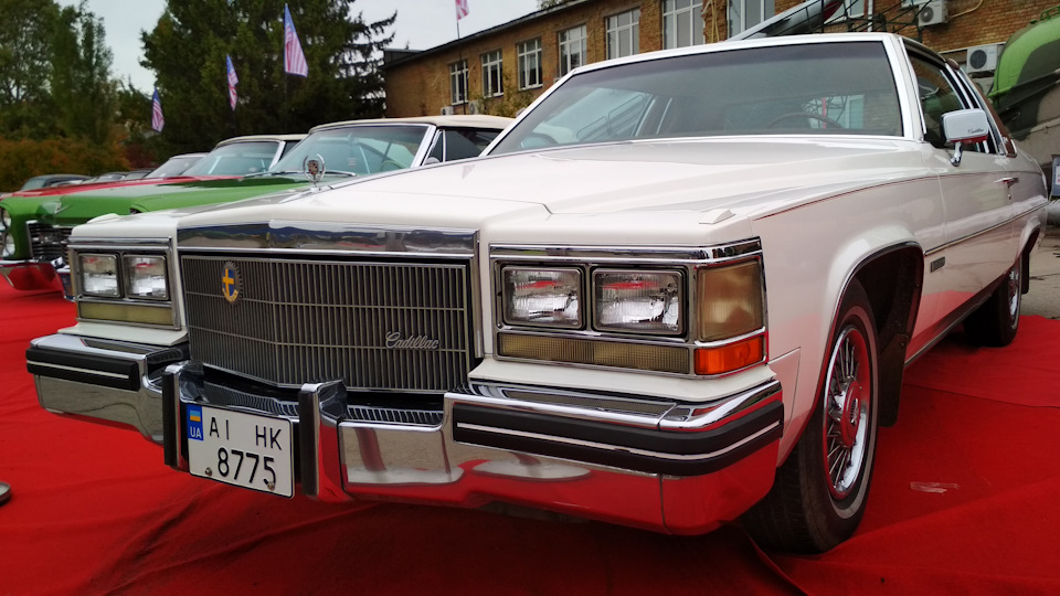 Всі Омеги тут - мої! (або Old Car Land 2019) ч.1 2