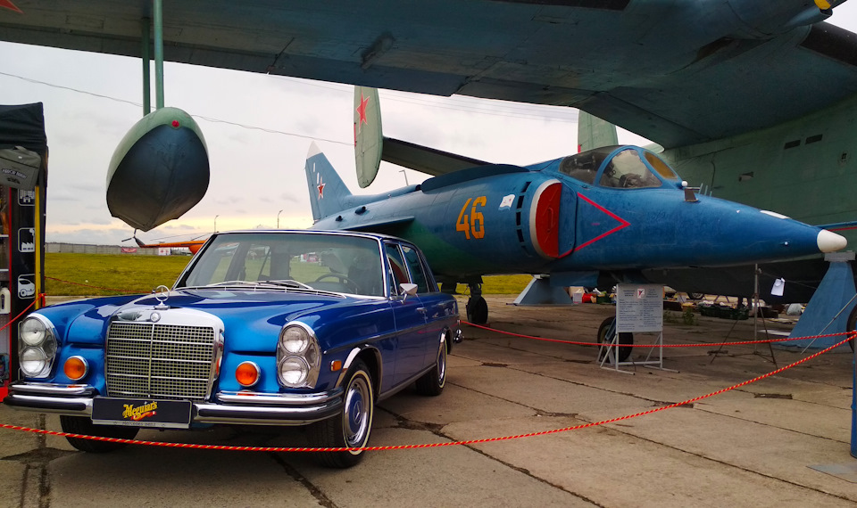 Всі Омеги тут - мої! (або Old Car Land 2019) ч.2 5