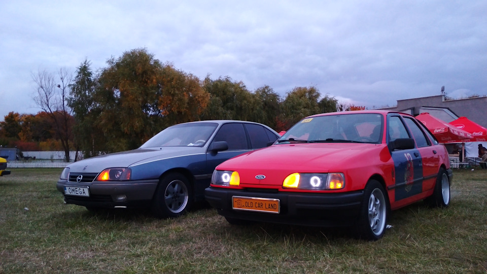 Всі Омеги тут - мої! (або Old Car Land 2019) ч.2 1